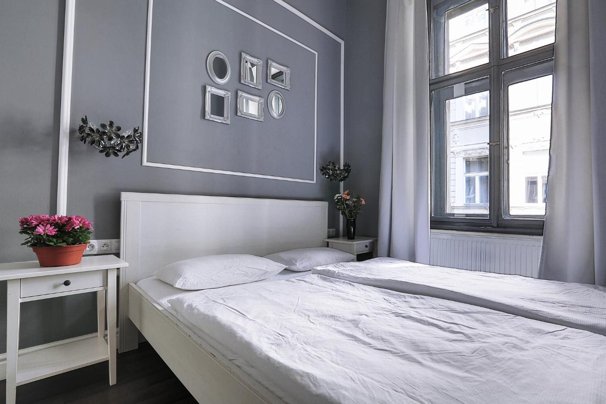 Two-Bedroom Haven In The Old Town Prague Extérieur photo