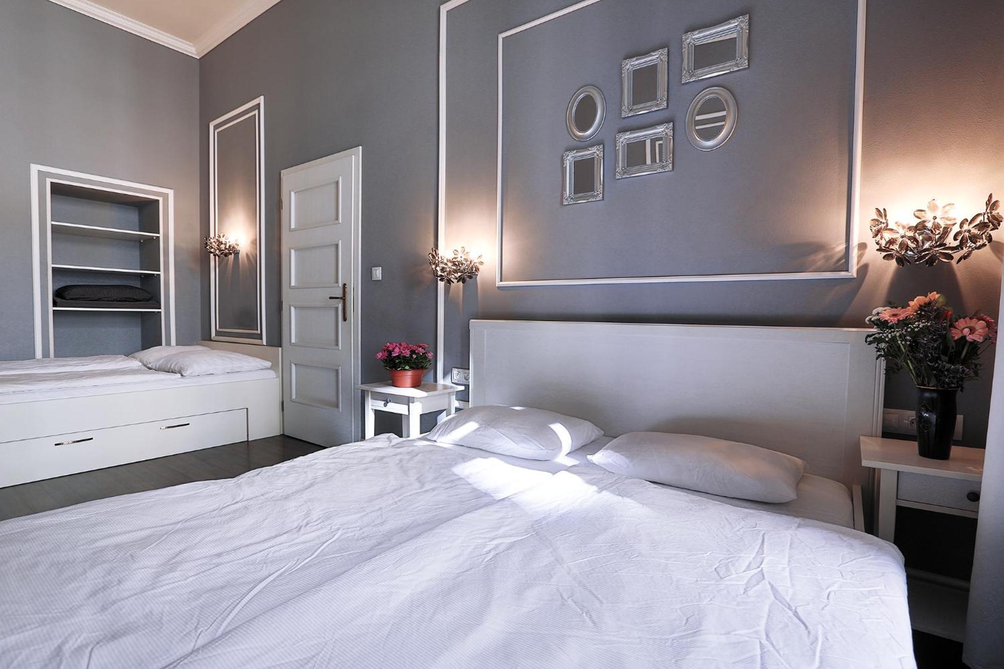 Two-Bedroom Haven In The Old Town Prague Extérieur photo